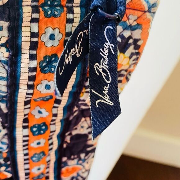 EUC Vera Bradley Hipster Crossbody Purse with matching Wallet - Picture 7 of 15